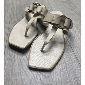 Dolce Vita Sandals Square‎ Toe Flat Thong  Beige Gold Buckle Womens 7.5